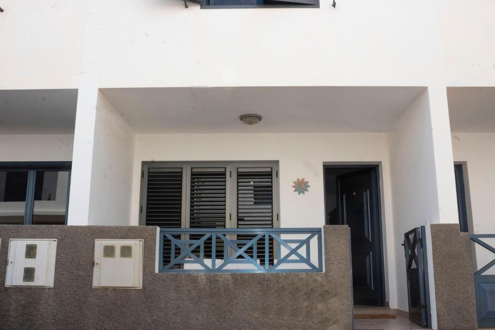 Casa Bianca Caleta De Famara Villa Exterior photo